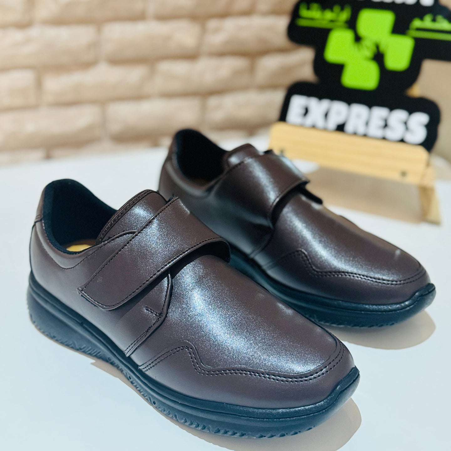 حذاء رياضي Skratch  ✓✓