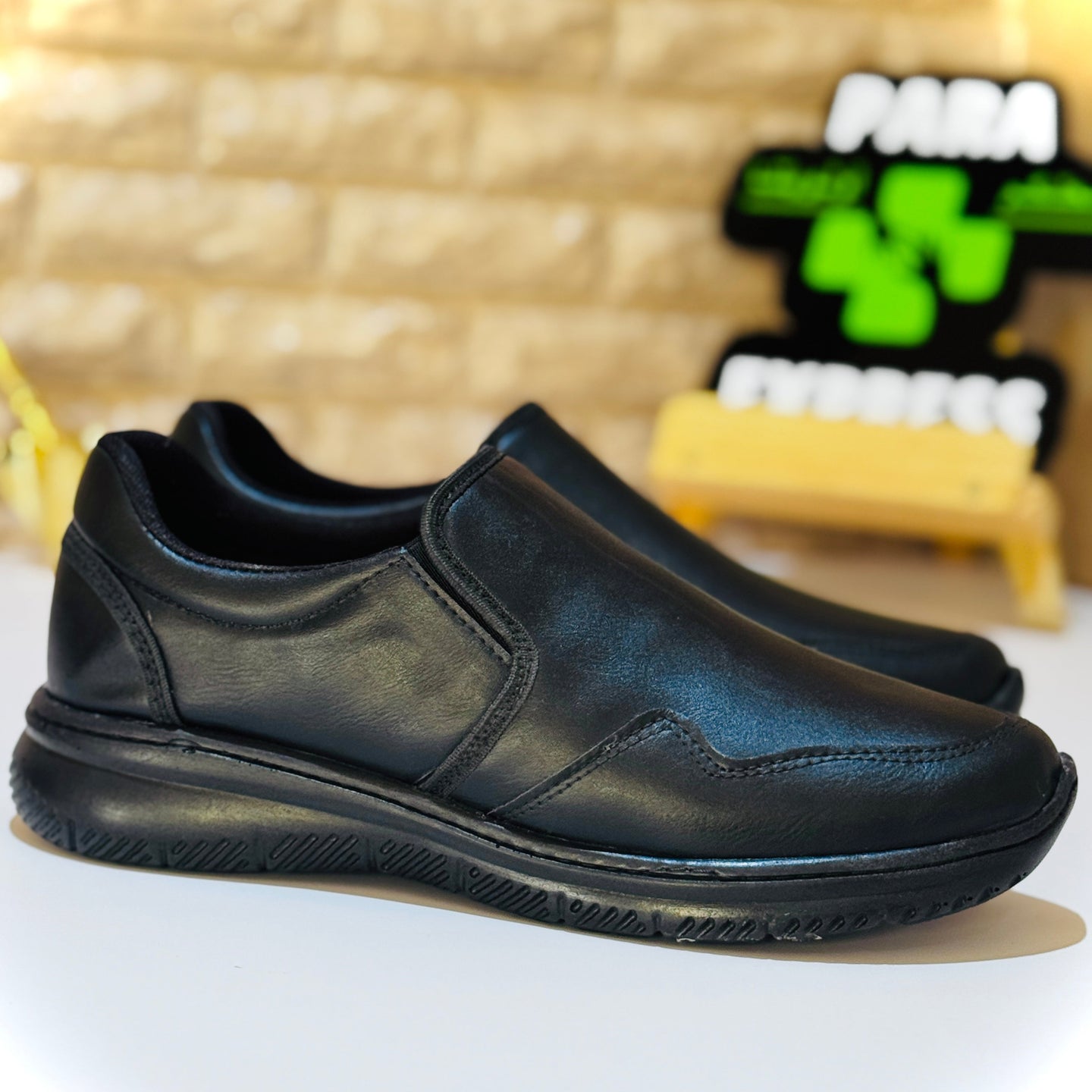 حذاء رياضي طبي  LISS  ✓✓