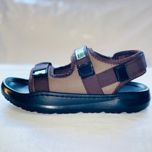 قم بتحميل الصورة إلى المعرض، نضال كلاكيط طبية صيفية CLA 